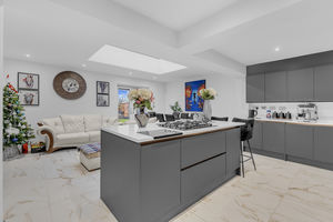 Photo 19- click for photo gallery